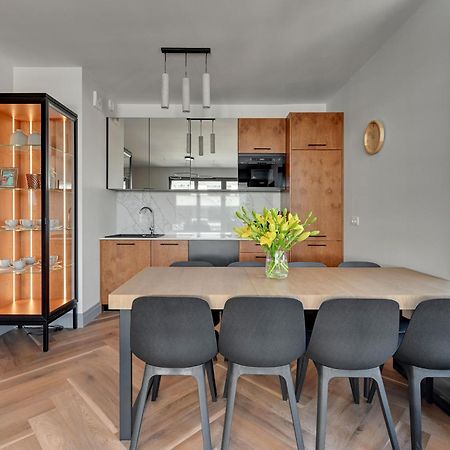 Doki Apartments By Staywin Gdańsk Extérieur photo